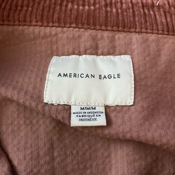 American Eagle women corduroy cropped collared buttoned shirt pocket Sz M rust - Picture 7 of 10